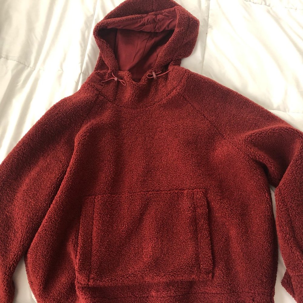 VINCE. Sherpa Pullover (rare and like new)